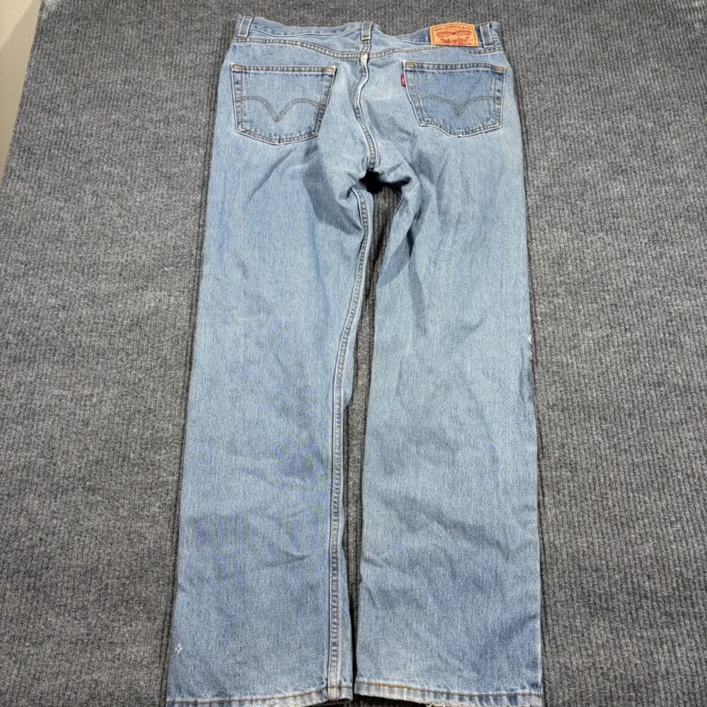 Levi 505 Jeans Mens 36x32 Regular Fit Light Wash Blue Denim Straight Leg Cotton